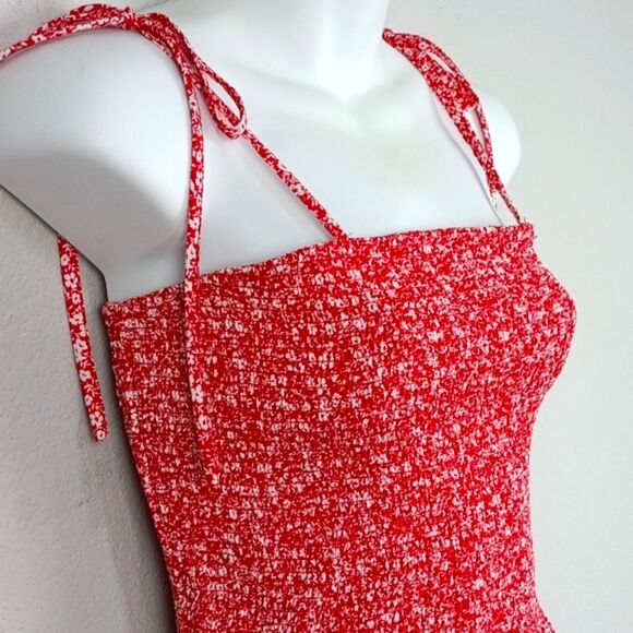 Blu Pepper Red Floral Wide Leg Sleeveless Jumpsuit sz L - Picture 4 of 10